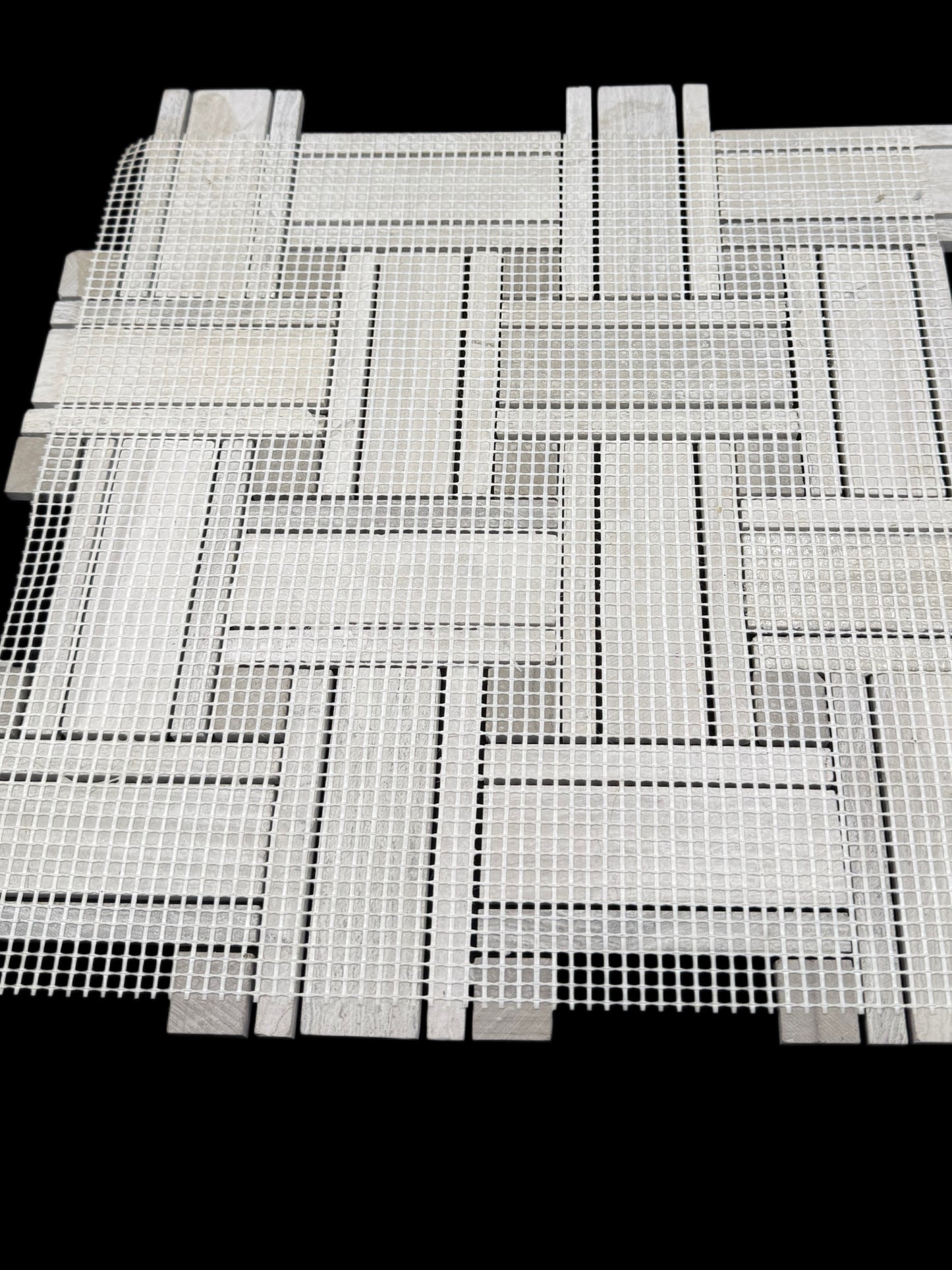 Big Basketweave White & Noble Vein