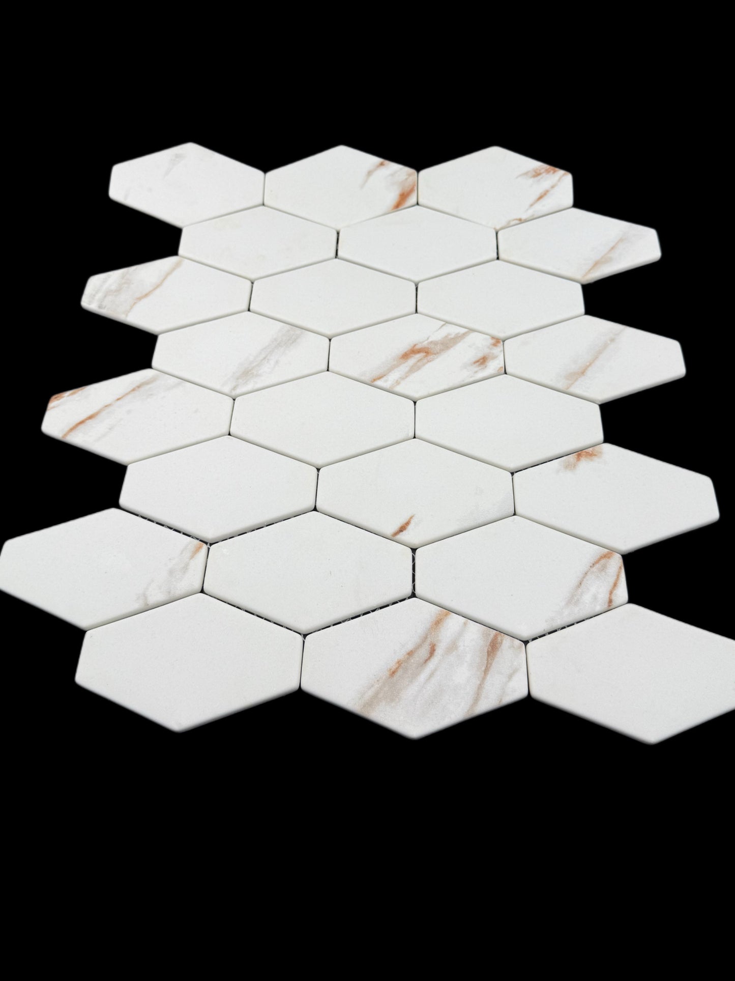 Winds Vetro Sirocco Glass Stretched Hex