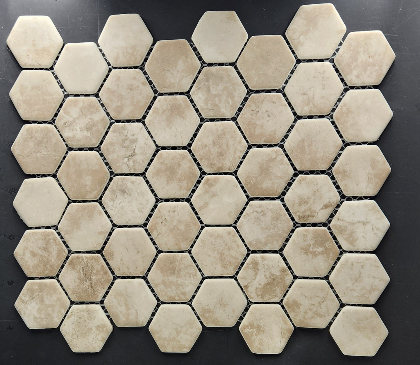 Crema Marfil 2" Hex Vetro