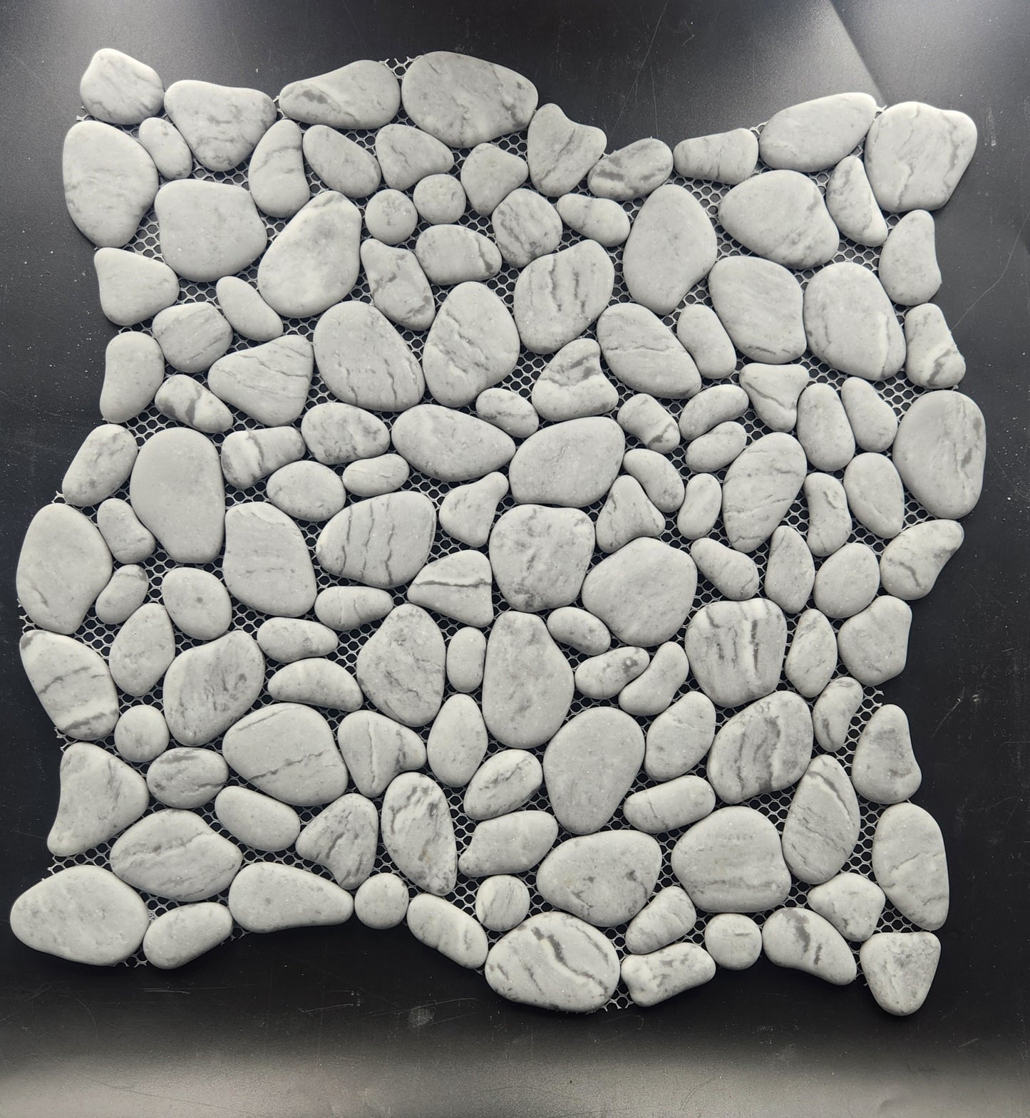 Pebble Stone Carrara Gray