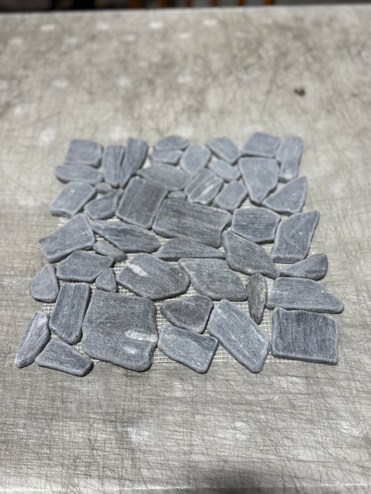 Pebble Stone Blue Vein
